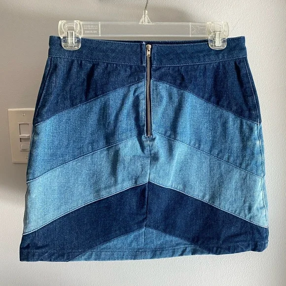 ASOS 100% Cotton Denim Blue Chevron Patchwork Mini Skirt - Picture 4 of 9